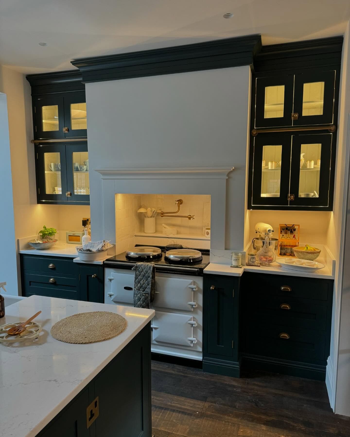 Interior & Exterior Specialty Painting